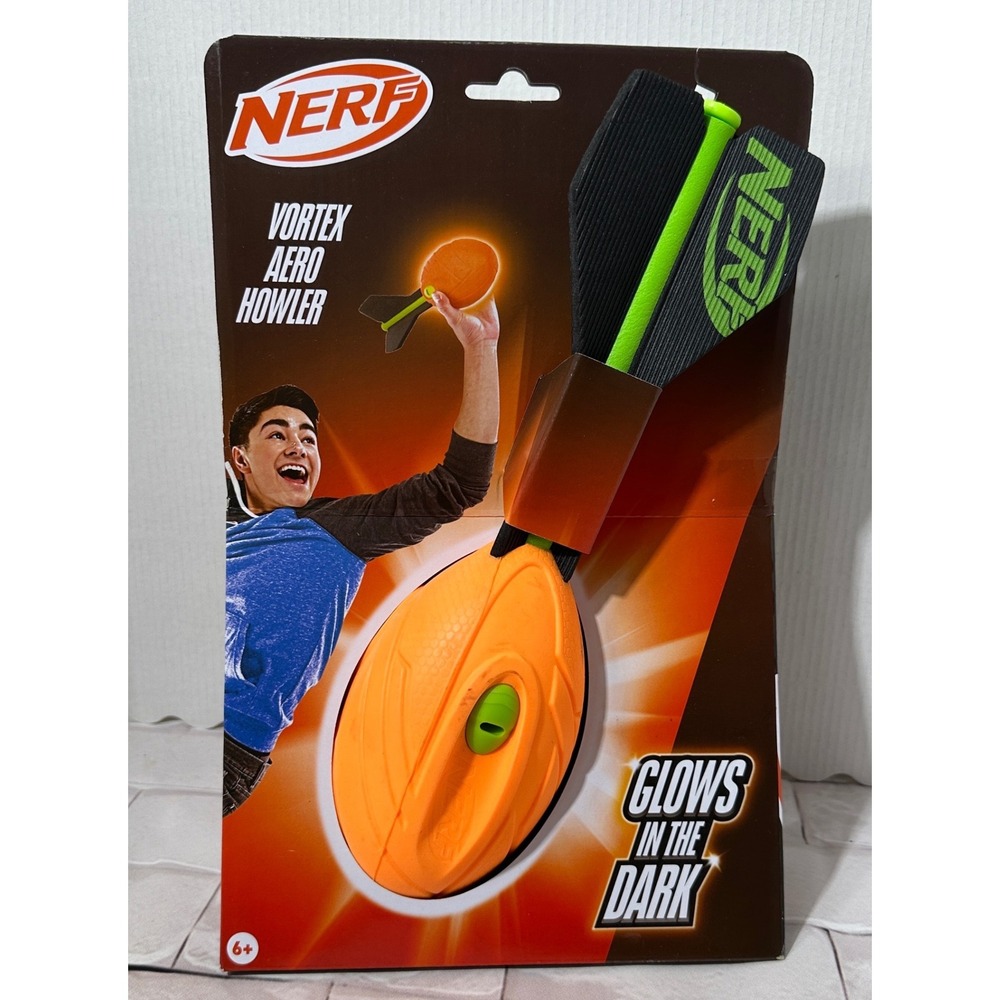 Nerf Vortex Aero Howler Glows in the Dark‎ Flying Toy